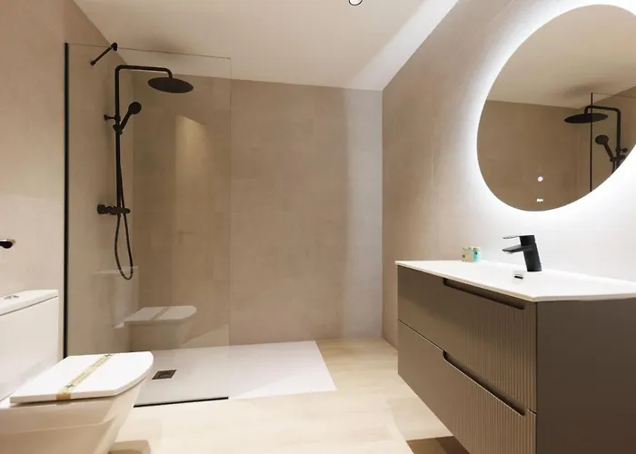 Lejlighed Bravissimo Centre, Modern 2-bedroom