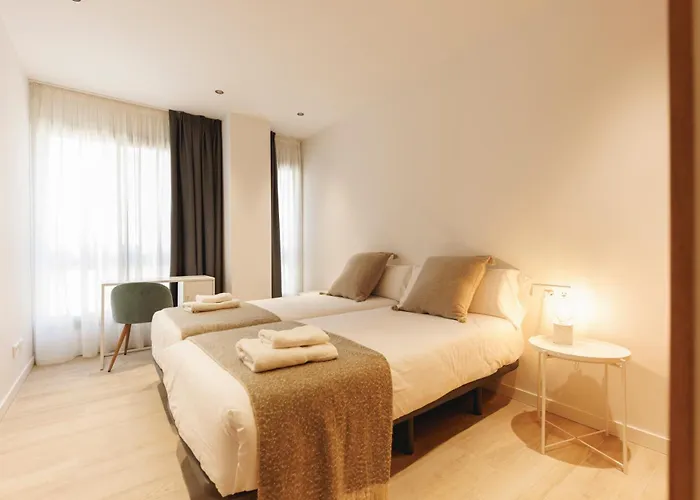 Bravissimo Centre, Modern 2-bedroom * Girona